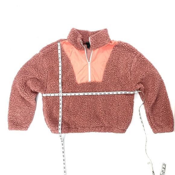 Faux Fur Sherpa Cropped Pullover - Picture 6 of 10